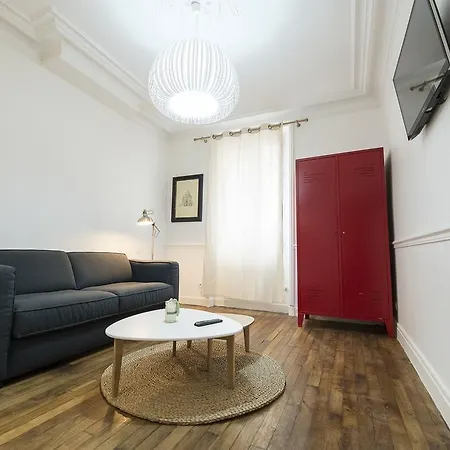 Studio Au Coeur Des Batignolles Apartment