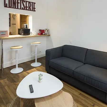 Apartment Studio Au Coeur Des Batignolles